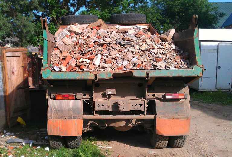 Вывоз строительного мусора контейнером из Югорска в Тюмень
